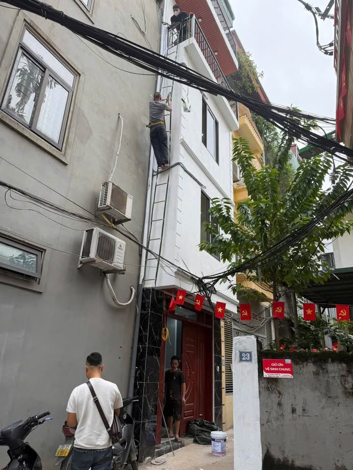 Nhà phố Xuân Đỉnh 23m² giá thỏa thuận - Ô tô đỗ cửa, ngõ thông thoáng!