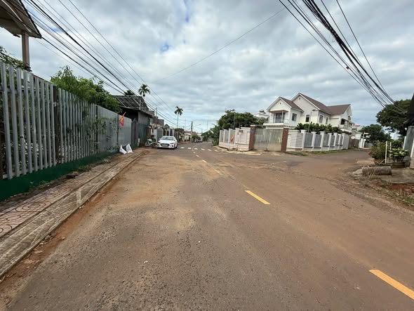 Mặt tiền kinh doanh Dã Tượng, Buôn Ma Thuột 377m² giá 2.85 tỷ - Đầu tư sinh lời lâu dài!