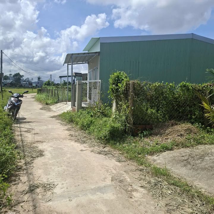 Lô đất thổ cư tại An Long, Vân Canh, Bình Định 180m² - Sổ hồng chính chủ