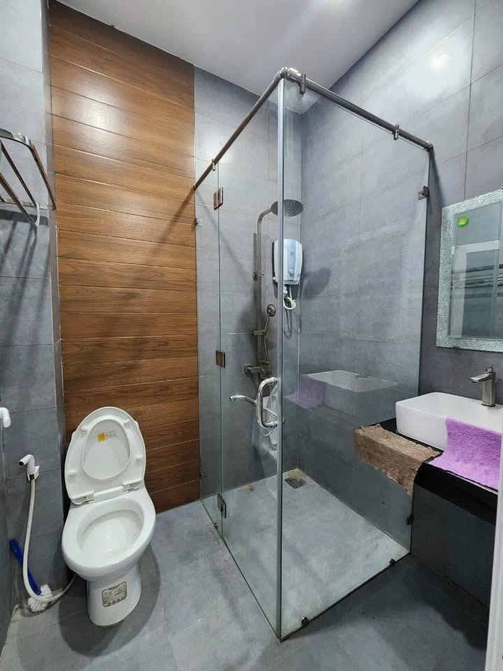 Nhà 1 Trệt 1 Lửng Vĩnh Quang Rạch Giá 60m² - Giá chỉ 1.6 tỷ, thương lượng!