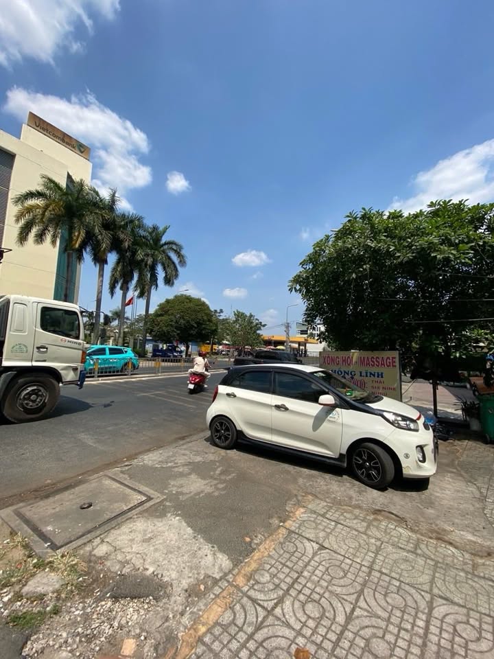 FrontHouse mặt tiền đường Tây Thạnh Tân Phú 104m² giá 20 tỷ - Vị trí kinh doanh đắc địa!