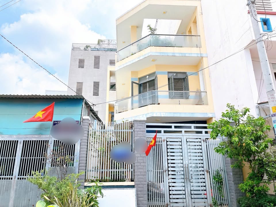 Nhà 3 Tầng Đường Nguyễn Hữu Tiến 130.2m² giá 13.5 tỷ - Pháp lý rõ ràng, an ninh tốt!