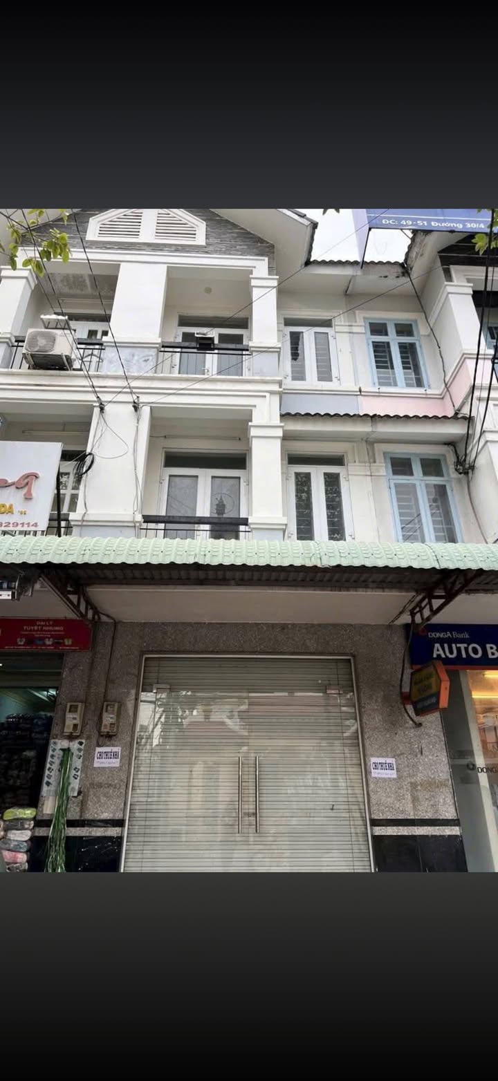 Nhà mặt tiền đường 30/4, Sóc Trăng 4PN giá 15 triệu - Phù hợp kinh doanh ngay!