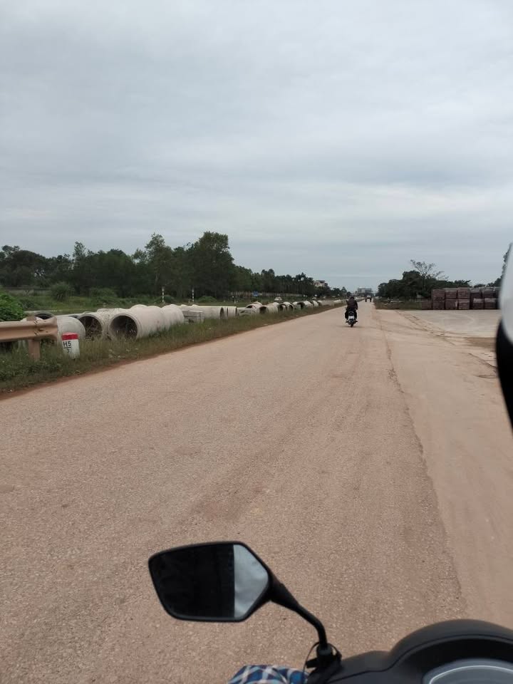 Đất nền liền kề 100m² tại Quảng Thành, Thanh Hóa - Giá chỉ 2 tỷ!