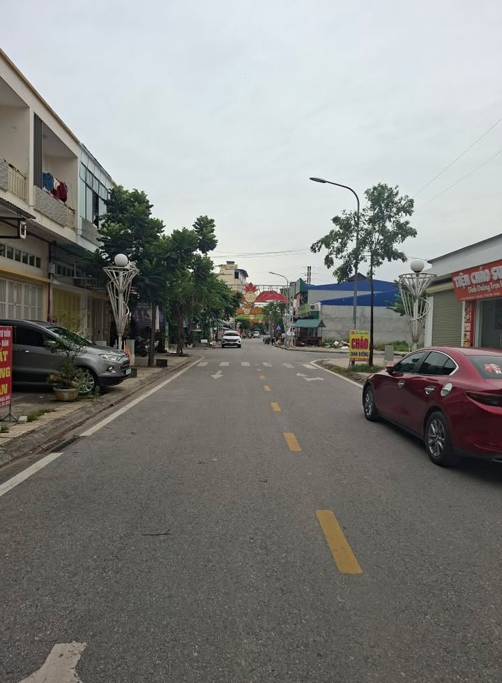 Biệt thự Hòa Mạc Duy Tiên 200m² giá 5 tỷ - Sẵn sàng giao dịch!