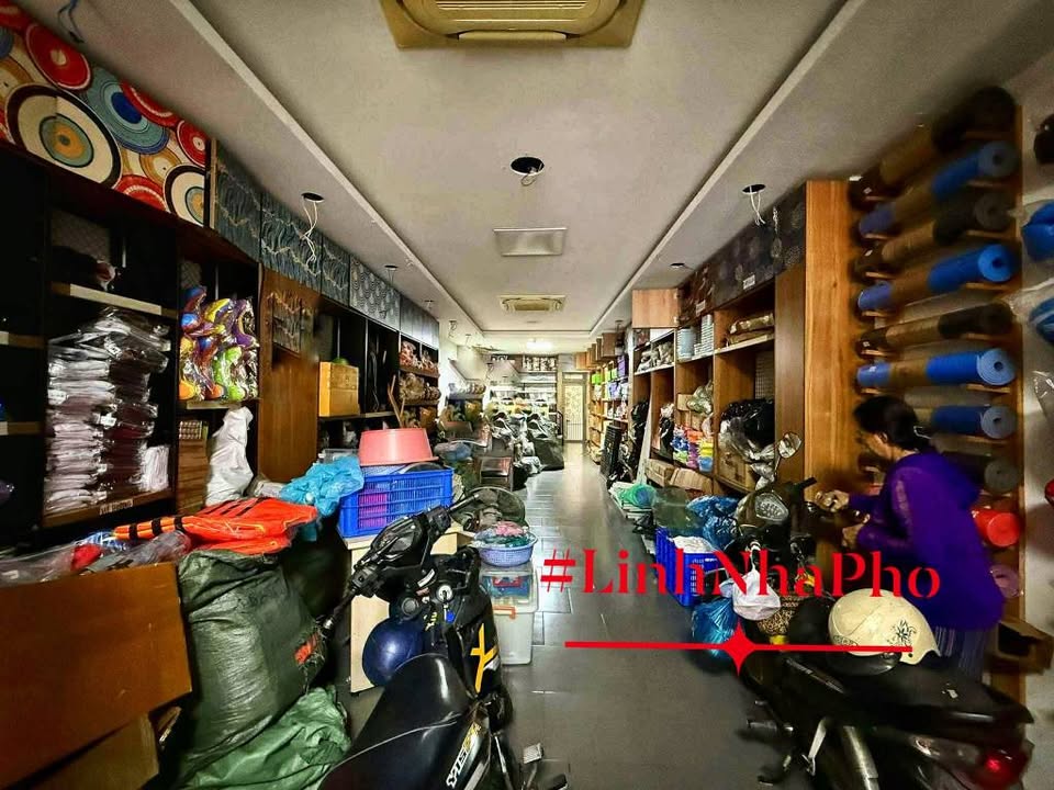 Mặt tiền Nguyễn Thị Minh Khai Quận 3 95m² giá 75 tỷ - Cơ hội đầu tư sinh lời!