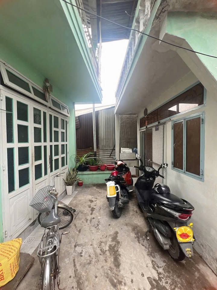 Nhà góc 2 mặt tiền tại Xuân Khánh 44m² giá 890 triệu - Thương lượng nhẹ!