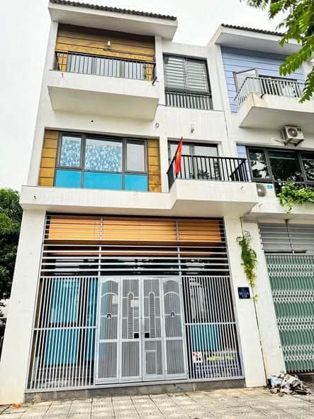 Nhà cho thuê mặt đường 40m khu đô thị Xuân Phương Tasco 90m² giá 22 triệu - Phù hợp làm văn phòng
