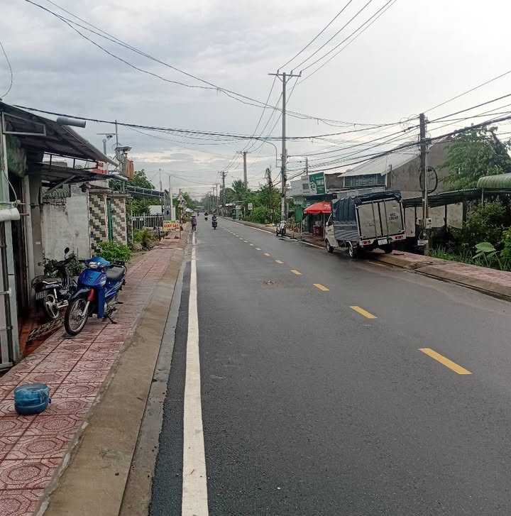 Đất nền Phong Điền, Cần Thơ 1352m² giá 8 tỷ - Hai mặt tiền kinh doanh tuyệt vời!