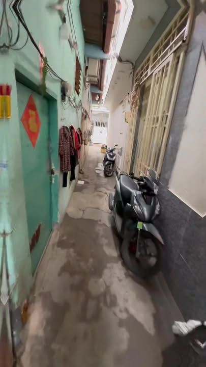Nhà bán hẻm 172, Phú Định, quận 8 - Giá 720 triệu, gác suốt tiện nghi!