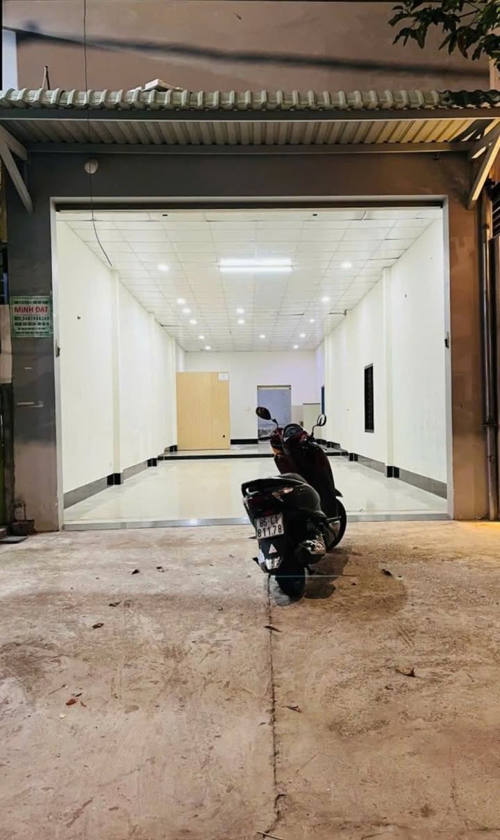 Cho thuê mặt tiền kinh doanh Võ Văn Kiệt Phan Thiết 120m² giá 7 triệu - Đầu tư sinh lời ngay!