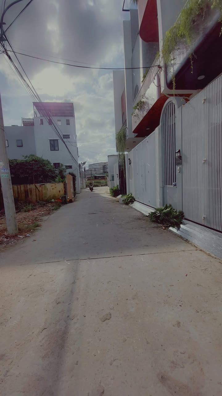 Đất kiệt ô tô Nguyễn Chánh 63m² giá 2.85 tỷ - Tiềm năng sinh lời cao!