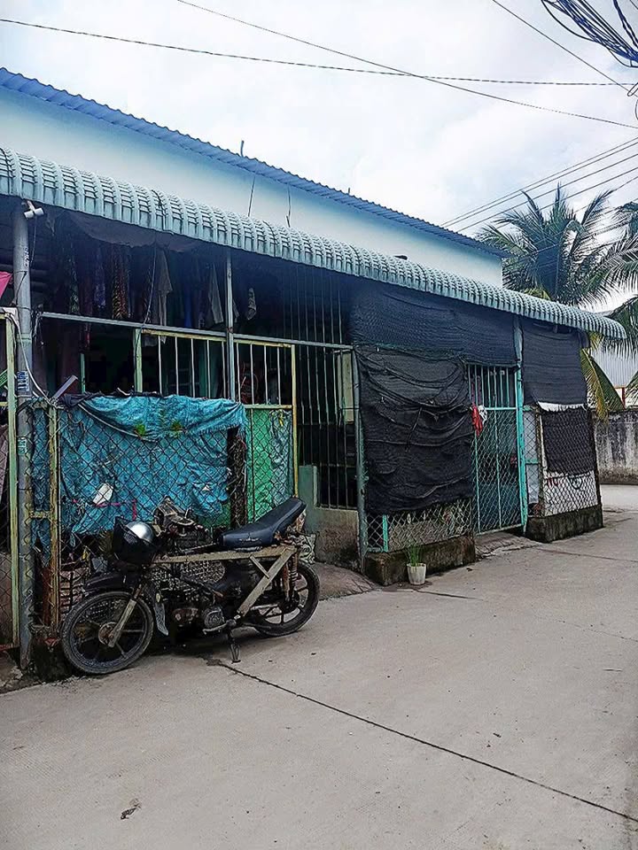 Dãy trọ 5 phòng 2 mặt tiền Bình Chuẩn, 119m² giá 2.3 tỷ - Dòng tiền ổn định 7-8 triệu/tháng!