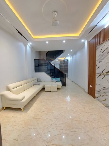 Nhà mặt ngõ ô tô đường Nam Dư 50m² giá 11 tỷ - Xây độc lập, full nội thất!