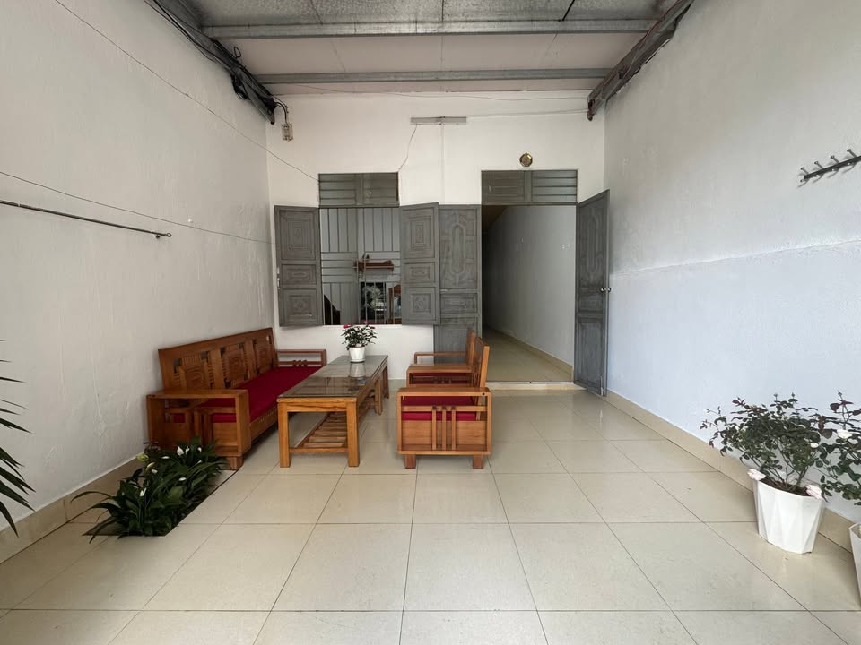 Nhà đẹp tại Thành Thái, Thanh Hóa 60m² giá 2 tỷ - Sổ đỏ, giao dịch ngay!