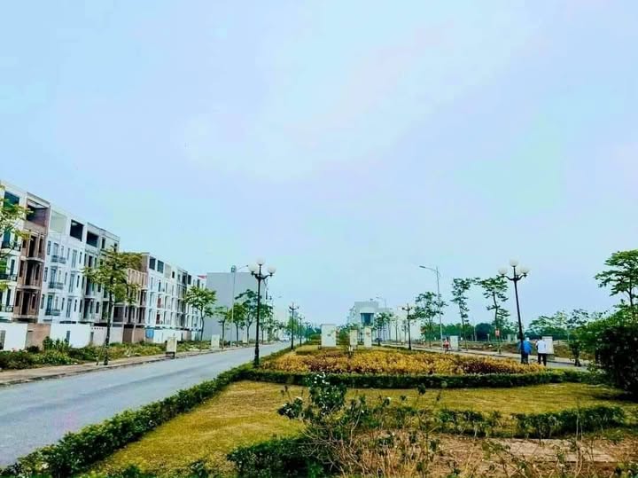 Nhà phố liền kề KĐT Kỳ Đồng Thái Bình 64,5m² giá chỉ 2,05 tỷ - Hàng hiếm cần bán gấp!