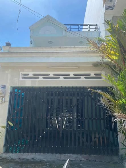 Nhà bán Lái Thiêu 85m² giá 5.7 tỷ - Thiết kế 1 trệt 2 lầu kiên cố!