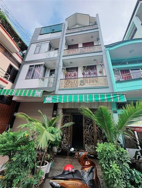 Nhà 4 tầng tại Tân Phú, 76m² giá 12 tỷ - Đối diện công viên xanh mát!