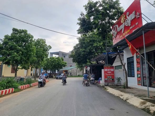 Đất nền Minh Quang, Tam Đảo 98m² giá 800 triệu - Mặt tiền rộng, tiện ích đầy đủ!