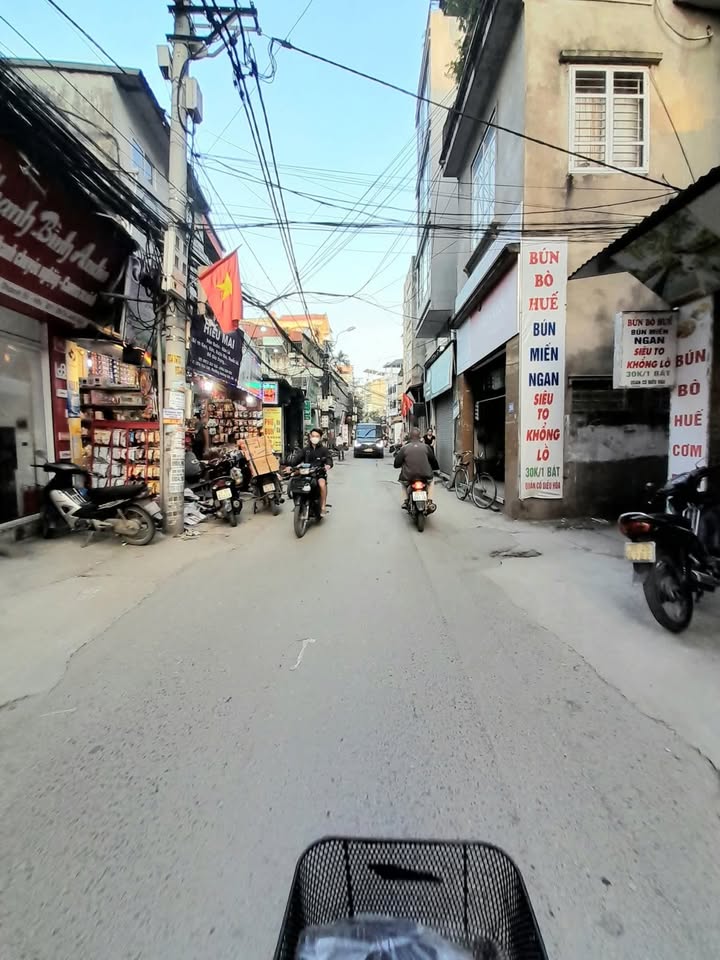 Nhà mặt phố Tựu Liệt, Thanh Trì 38m² giá 7 tỷ - Đầu tư sinh lời, sổ đỏ chính chủ!