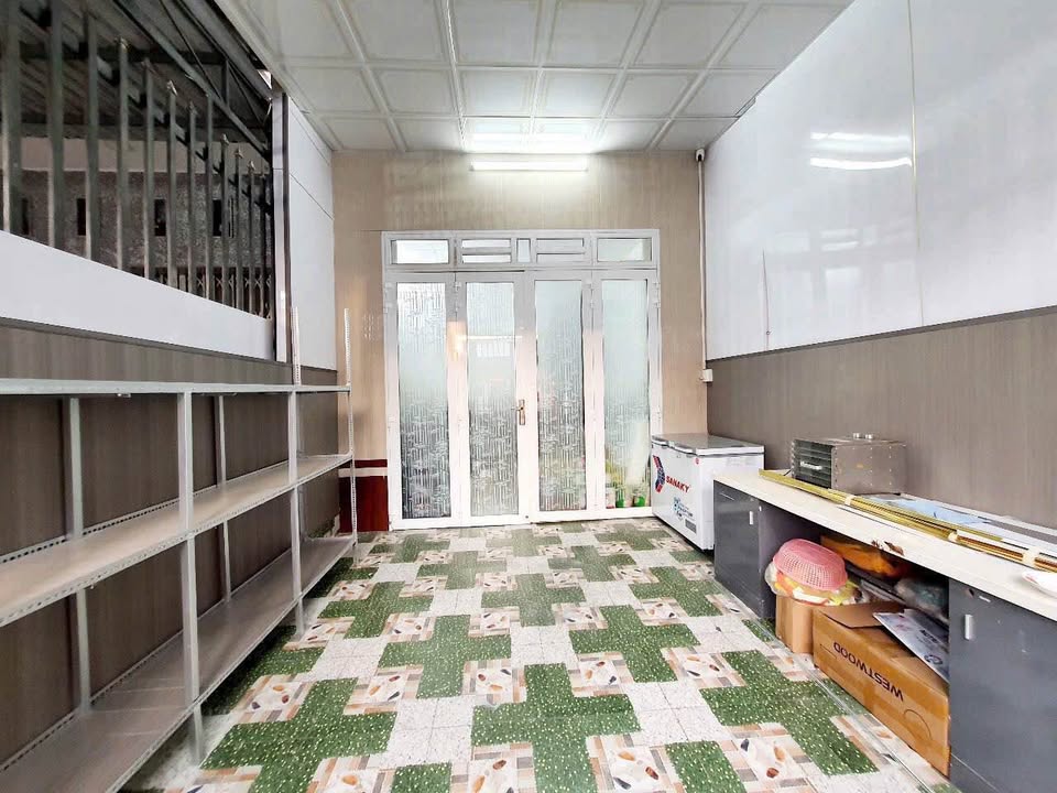 Nhà phố Tân Thành Cà Mau 96m² giá 2 tỷ - Vị trí đắc địa ngay trung tâm!