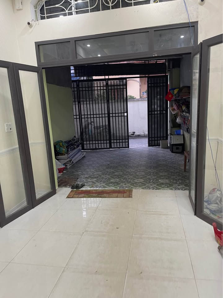 Nhà 3 tầng tại Quan Triều, Thái Nguyên 150m² chỉ 2 tỷ - Không ngập lụt, đầy đủ tiện nghi!