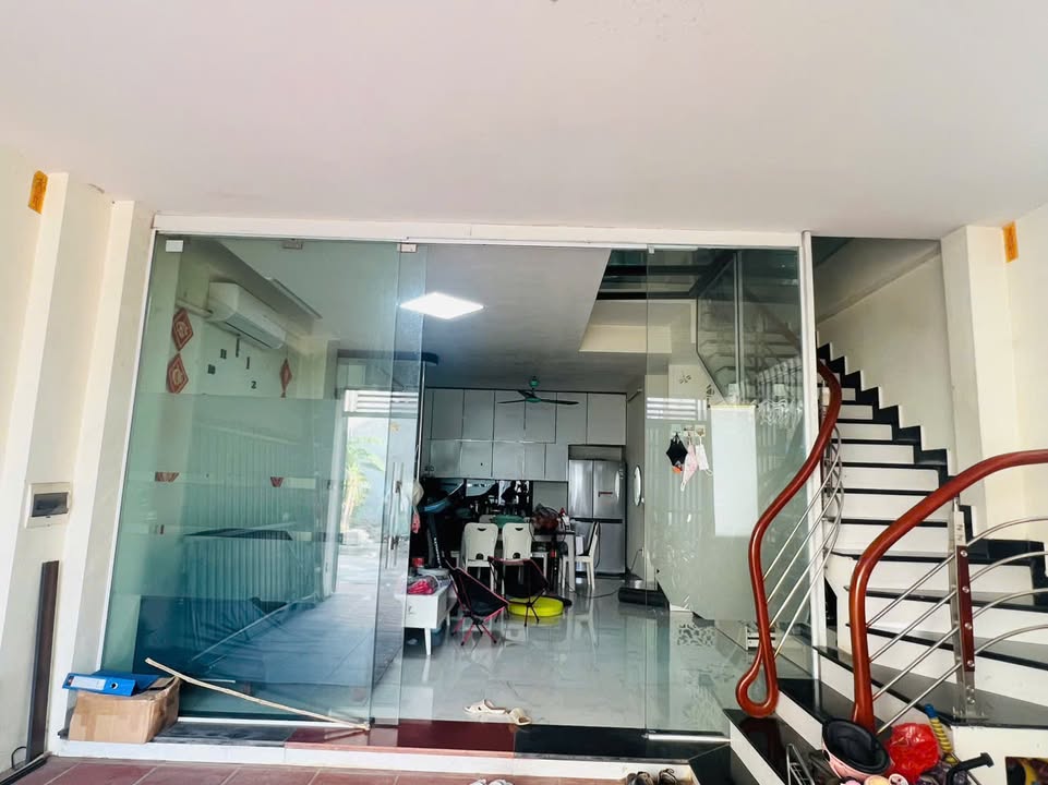 Nhà phố 4 tầng KĐT Tân Tây Đô, 67.6m², giá chỉ 11 tỷ - Sổ đỏ chính chủ!