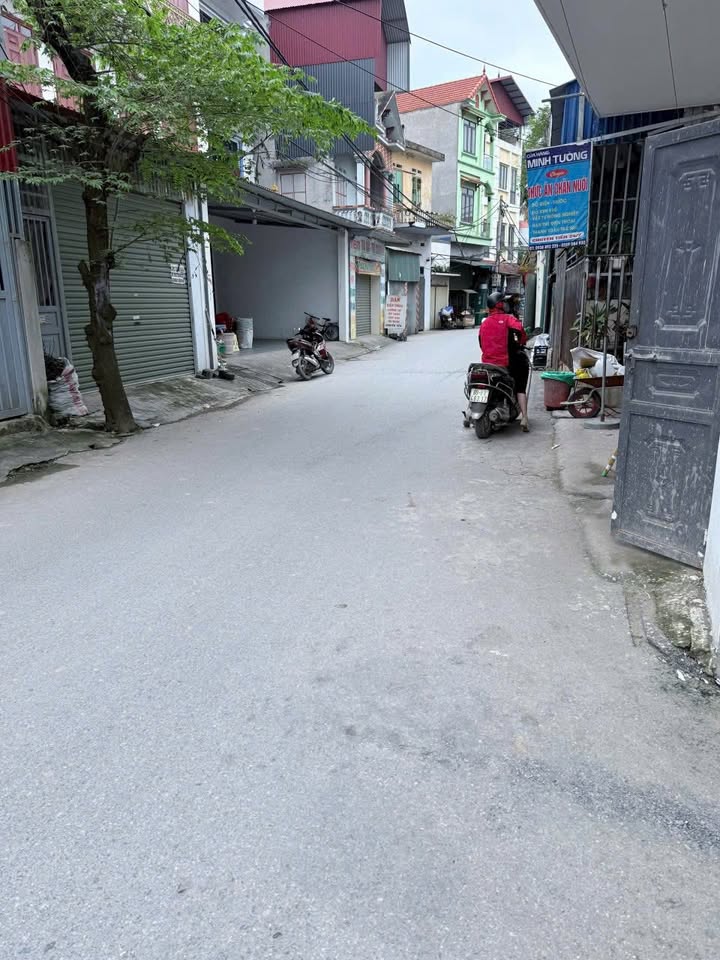 Đất Liêu Xá, Yên Mỹ 84.5m² giá 1.6 tỷ - Vị trí đắc địa, giao thông thuận lợi!