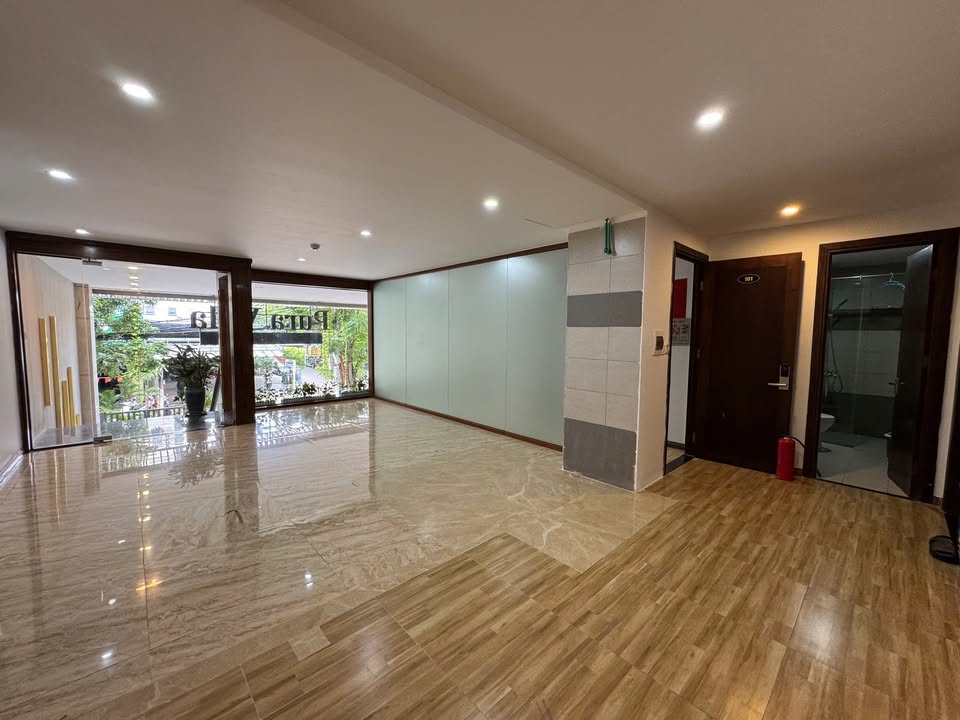 Cho thuê mặt bằng Lê Quang Đạo, Mỹ An, Đà Nẵng 65m² giá 17 triệu - Gần biển, thuận tiện kinh doanh!