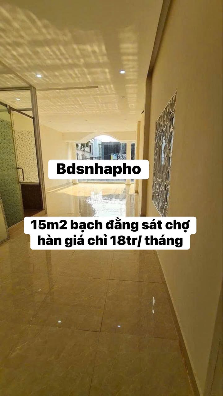 Mặt bằng cho thuê đường Bạch Đằng, quận Hải Châu 15m² giá 18 triệu - Nằm sát chợ Hàn!