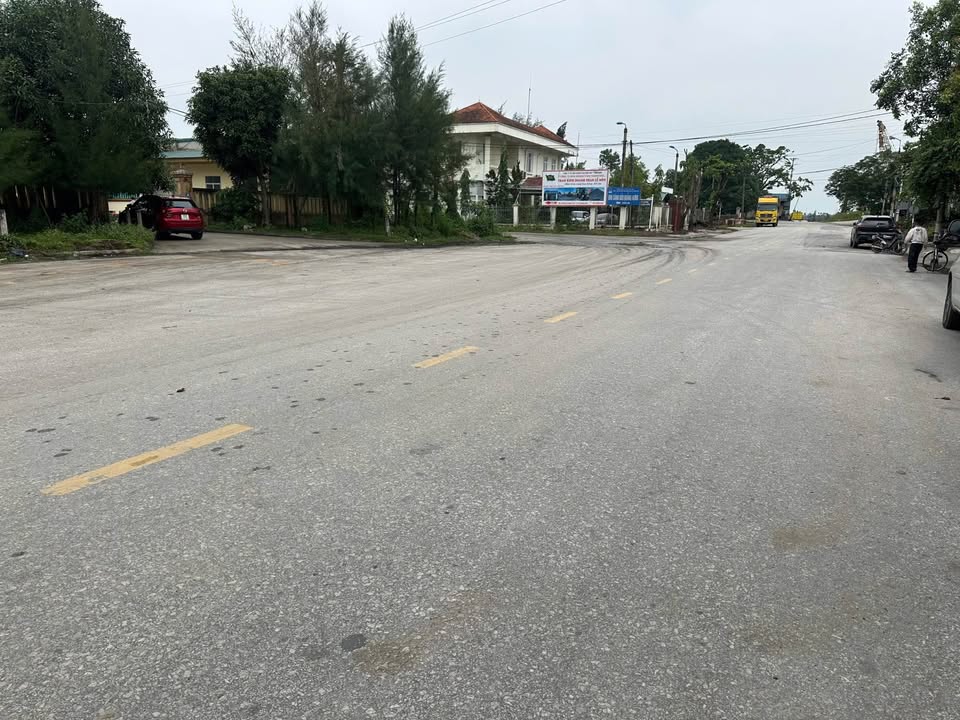 Đất nền Quảng Hưng, TP. Thanh Hóa 465m² giá 7 tỷ - Pháp lý rõ ràng, tiện ích xung quanh đầy đủ!