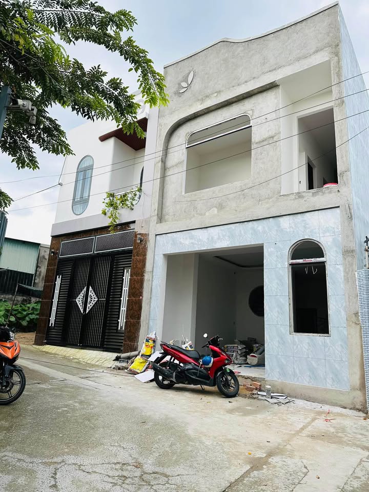 Nhà phố 1 trệt 1 lầu Trảng Dài 67m² giá 2.95 tỷ - Gần chợ Phú Thọ!