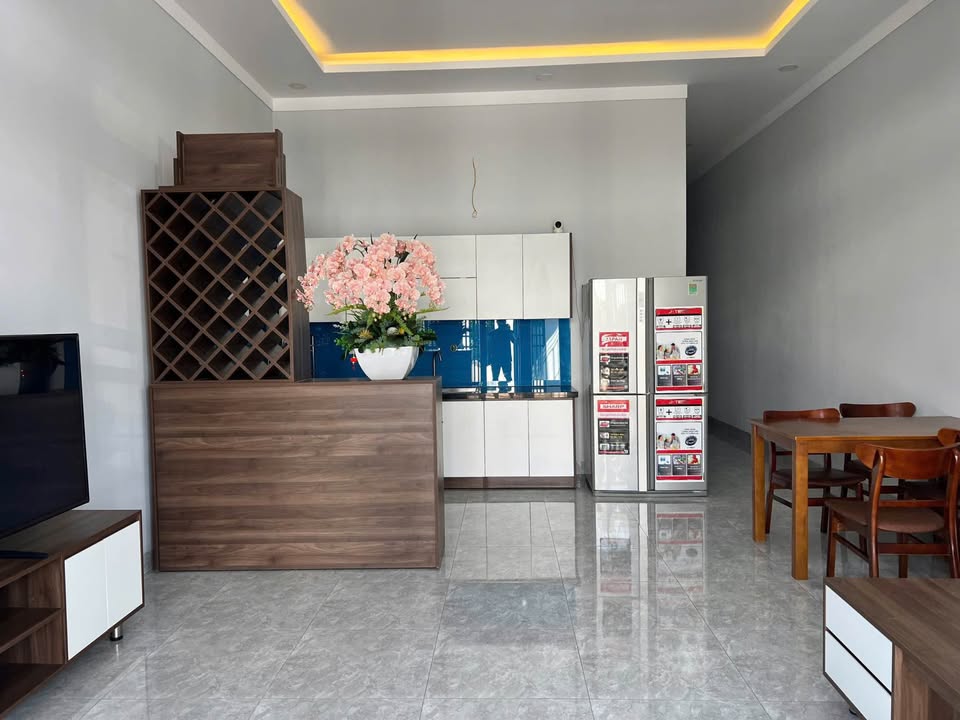 Nhà đẹp hẻm 451 Y Moan, Buôn Ma Thuột 115m² giá 2.65 tỷ - Thiết kế hiện đại, tiện ích đầy đủ!