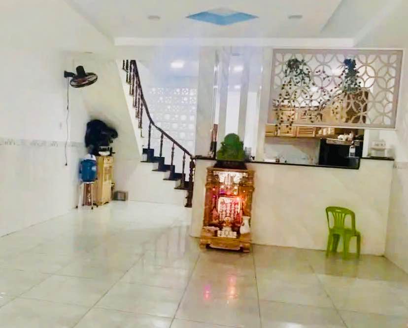 Nhà cho thuê mặt tiền Tôn Đức Thắng, Phan Thiết 80m² giá 15 triệu - Kinh doanh thuận lợi!