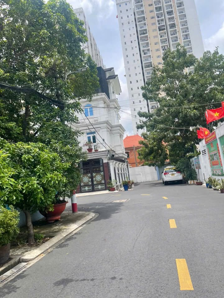 Nhà phố mặt tiền Nguyễn Văn Thủ, Q1, 180m² giá 66 tỷ - Đầu tư sinh lời ngay!