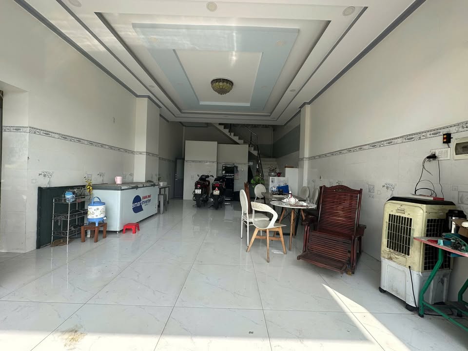 Nhà nguyên căn cho thuê tại đường Nguyễn Thông, Phan Thiết 200m² - Thiết kế hiện đại phù hợp kinh doanh!