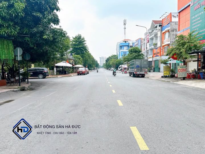 Đất mặt tiền đường 30m khu dân cư Phú Nhuận 200m² giá 20.8 tỷ - Cơ hội đầu tư hấp dẫn!