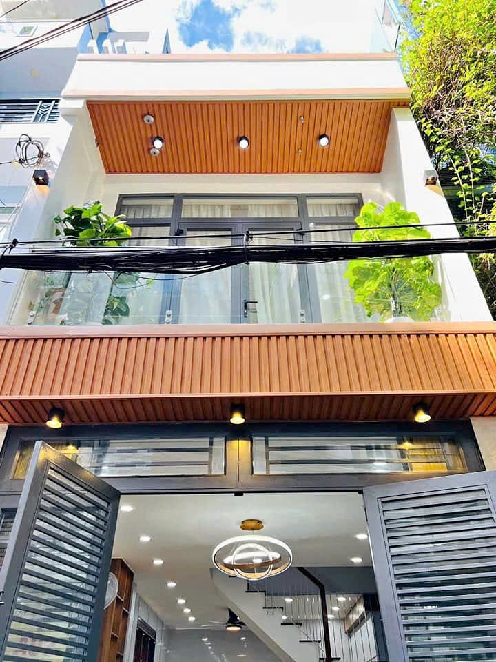 Nhà phố 60m² tại Trị Trấn Bến Lức, 1.2 tỷ - Sẵn sàng vào ở ngay!