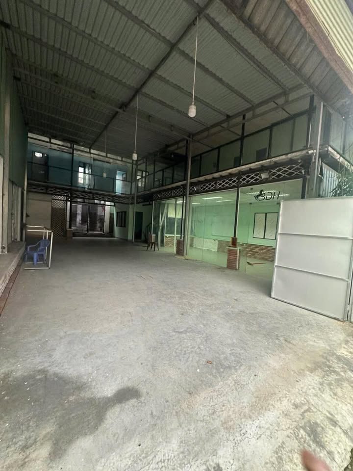 Nhà kho cho thuê tại khu phố Chiêu Liêu 200m² giá 8 triệu - Phù hợp vừa sản xuất vừa ở lại!