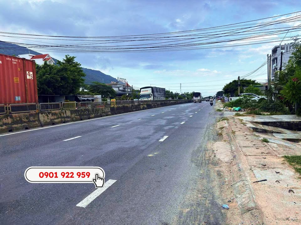 Đất KKT Vân Phong 136m² giá 700 triệu - Mặt tiền Quốc lộ 1A