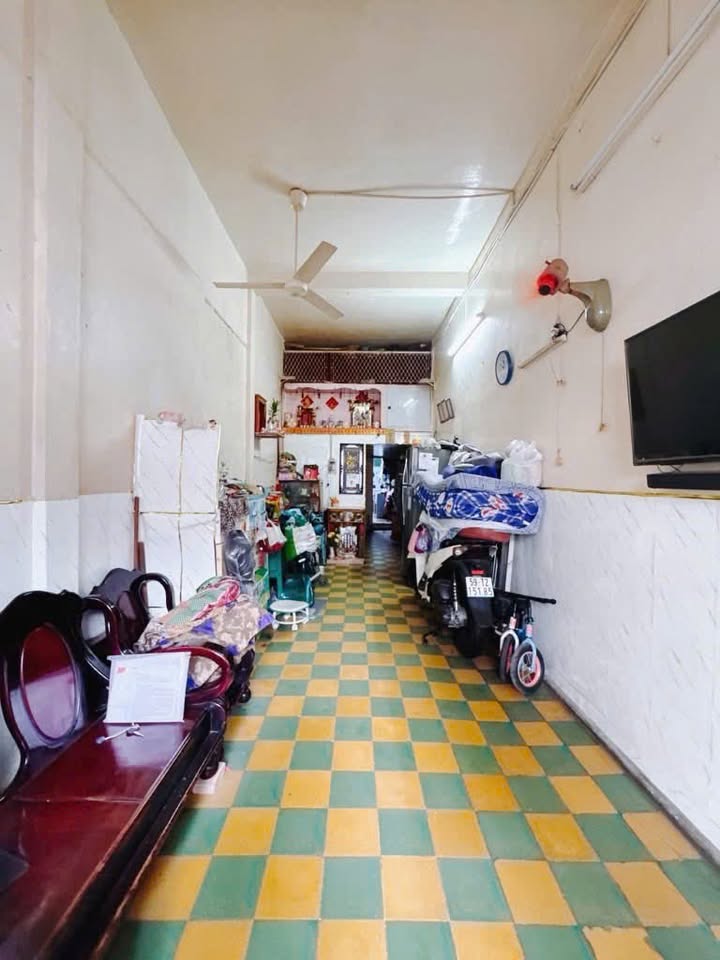 Căn hộ chung cư tầng 1 mặt tiền Tôn Thất Đạm - Bến Nghé, quận 1 - Giá chỉ 19.5 tỷ!