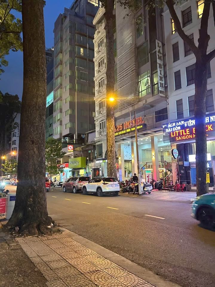 Nhà phố Bùi Thị Xuân, Quận 1, 73m² giá 28 tỷ - Đầu tư sinh lời lý tưởng!