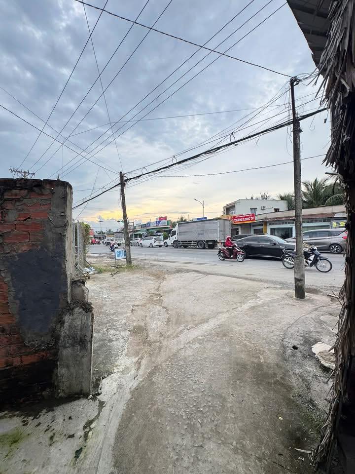 Nhà phố Trung An, Mỹ Tho 70m² giá 2.15 tỷ - Thiết kế hiện đại, phong thủy tốt!