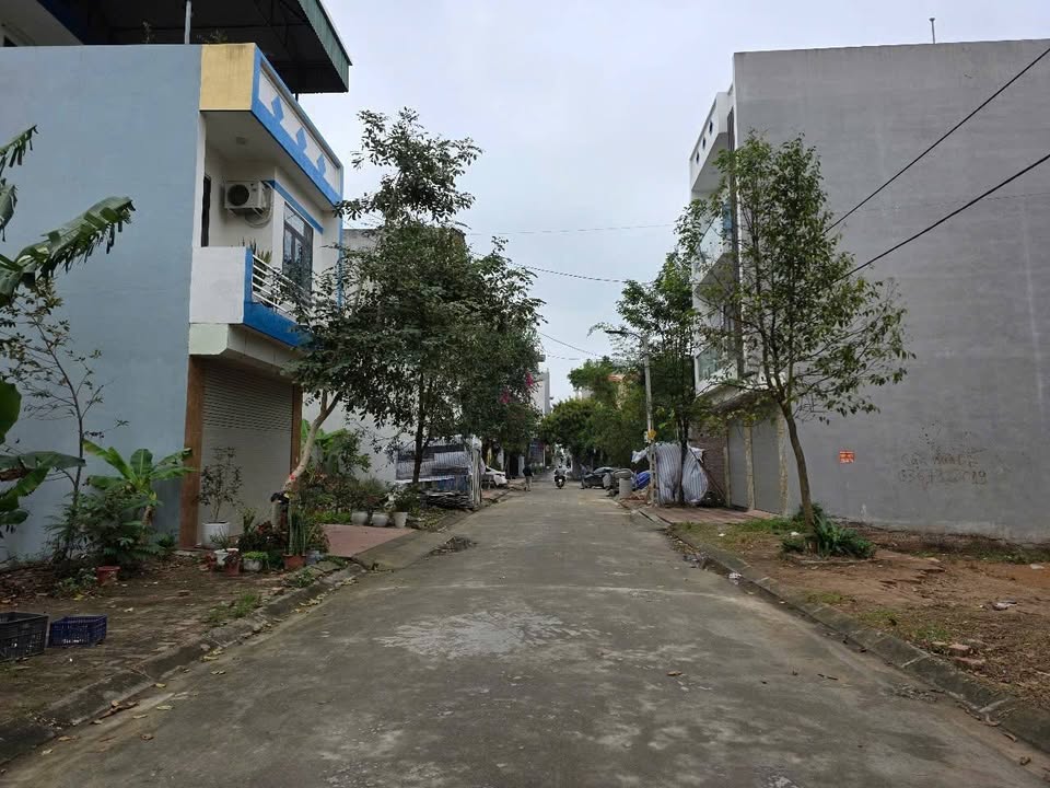 Đất giãn dân khu 5 núi Đại Phúc TP Bắc Ninh 92m² - Đường thông thoáng, giá thương lượng!