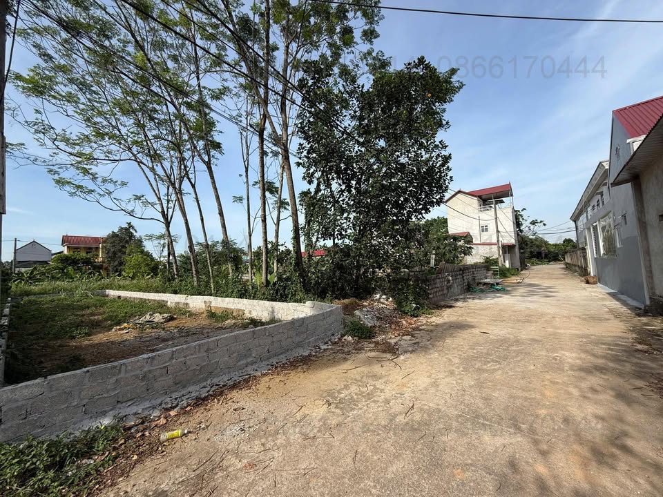 Đất Tái Định Cư Hoàng Văn Thụ 120m² giá 2 tỷ - Đường ô tô tránh thoải mái!