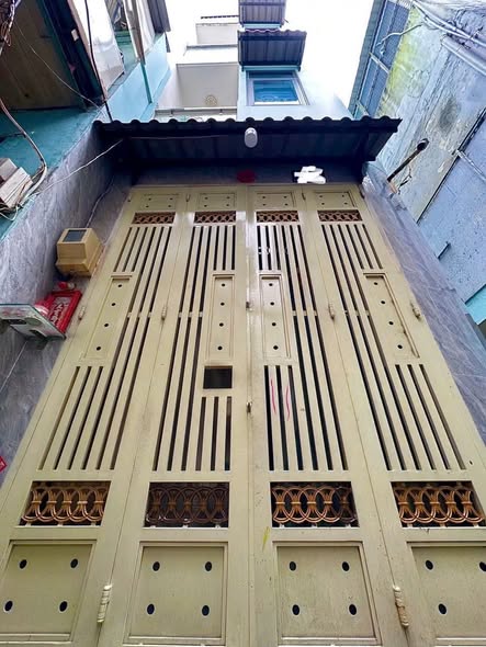 Nhà bán quận 5, hẻm Võ Văn Kiệt, 68.5m² giá 5.68 tỷ - Vị trí đắc địa, tiện di chuyển