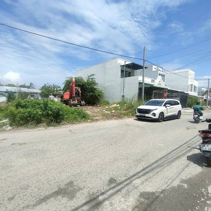 Đất nền mặt tiền đường Lý Thị Huê, Rạch Giá 103m² giá 1.79 tỷ - Cơ hội đầu tư hấp dẫn!