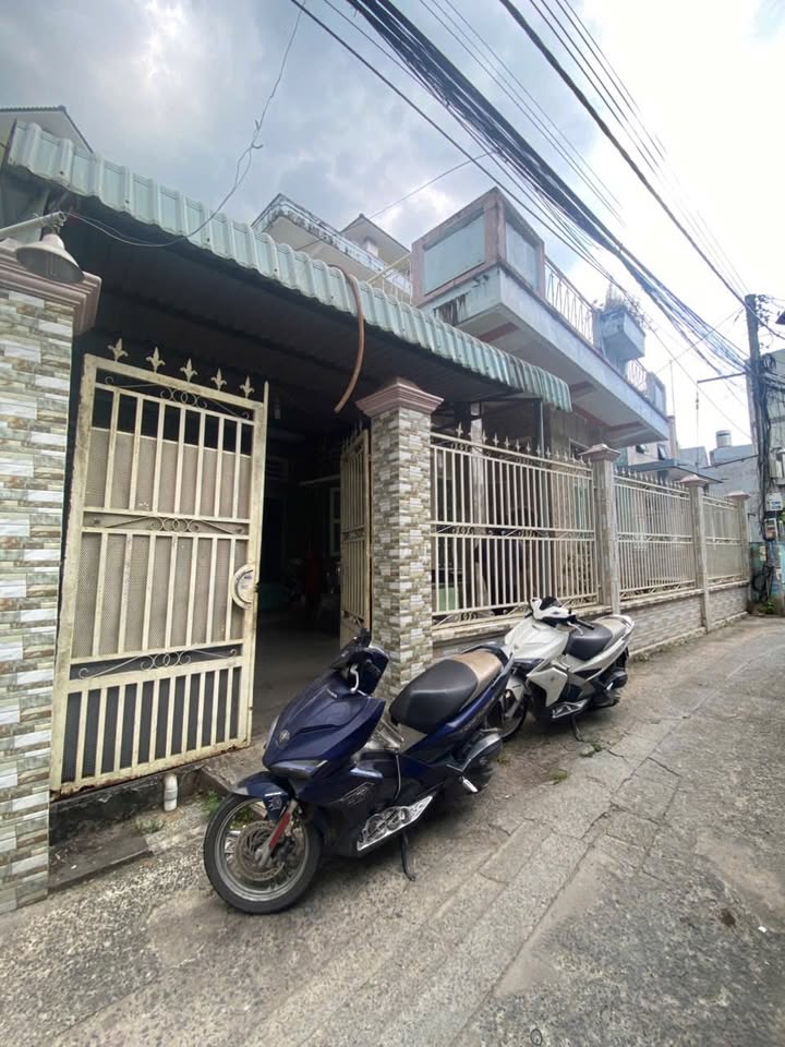 Nhà rộng sân ô tô phường Thống Nhất 153m² giá 5.3 tỷ - Sổ hồng chính chủ!