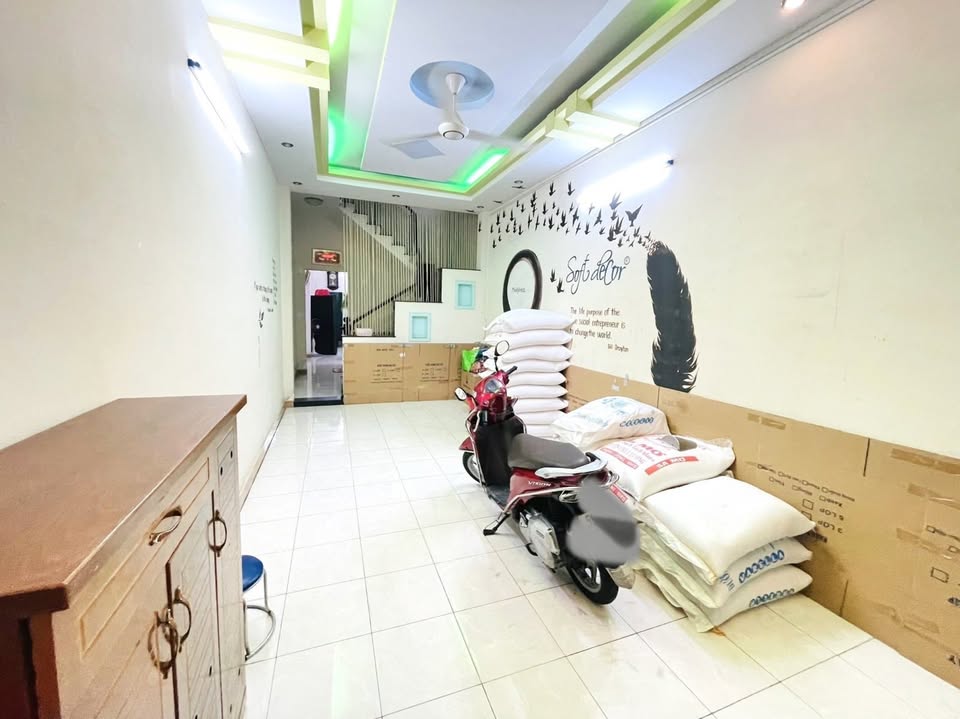 Nhà mặt tiền Nguyễn Sơn Tân Phú 57m² giá 7.5 tỷ - Kinh doanh tuyệt vời!