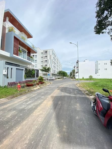 Đất nền biệt thự đường số 2, KDC Nam Long 2, Cái Răng 200m² giá 8.3 tỷ - Không gian sống đẳng cấp!